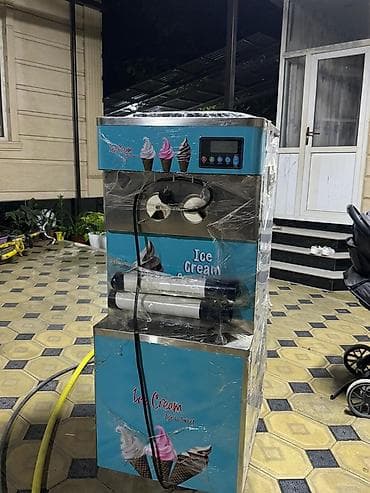 Профессиональный аппарат для мягкого мороженого (soft ice cream) -