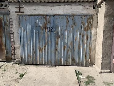 гараж будка: 20 м², Кирпичный, Бетонный | Смотровая яма, Охрана, Подвал, погреб — 1