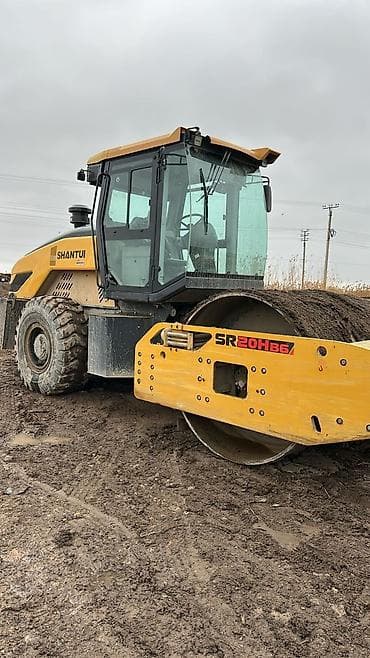 Транспорт: Дорожный вибрационный каток SHANTUI SR20HB6 - Тип: самоходный — 1