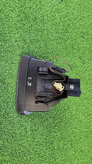 е38: 63 25 8 352 —-788 Задний центральный стоп Е38 Год 2000 В отличном — 2