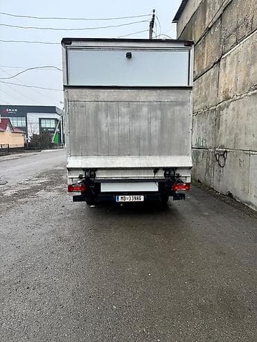 Жеңил жүк ташуучу унаа, Mercedes-Benz — 7