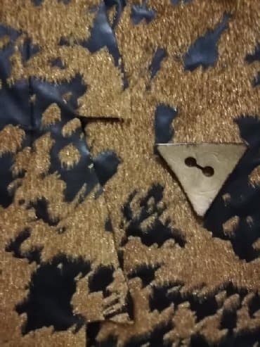 шанель шанс фреш: Продаю б/у эксклюзивный женский сюртук. Размер 44-46. Состояние — 2