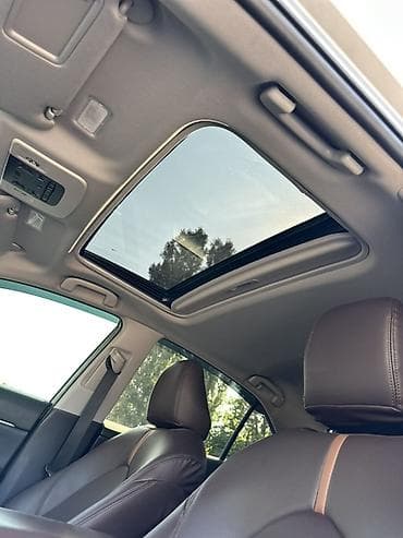 jac js6: Toyota Camry: 2019 г., 2.5 л, Автомат, Гибрид, Седан — 6