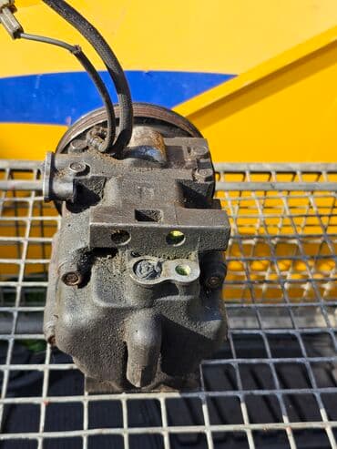 промышленные компрессор: Компрессор Mazda 1994 г., Б/у, Оригинал, Германия — 13