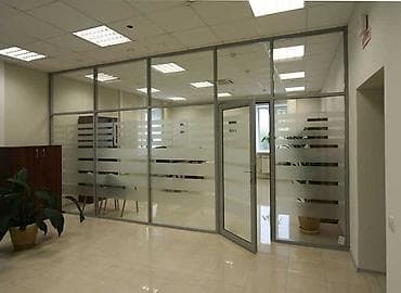 Буюртмага Каркастык тосмо, Офис үчүн, Монтаждоо