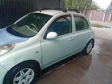 passat b2: Nissan March: 2004 г., 1.4 л, Автомат, Бензин, Хэтчбэк — 4