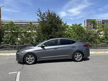 Hyundai Elantra: 2017 г., 2 л, Автомат, Бензин, Седан
