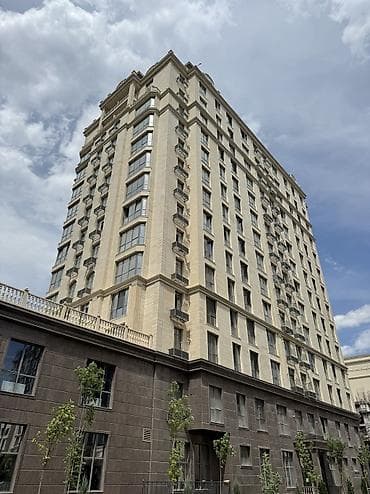 4 комнаты, 174 м², Асанбай мкр Элитка, 3 этаж, ПСО (под самоотделку)