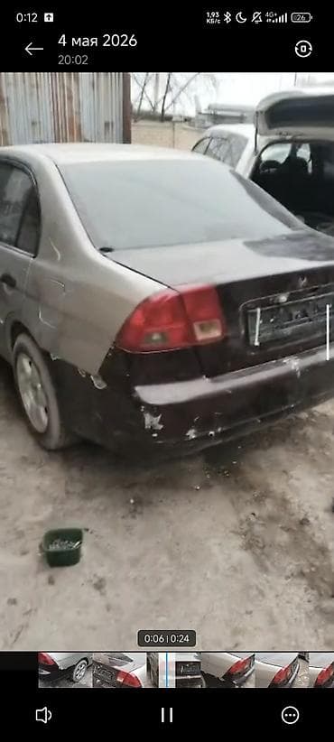 Honda Civic: 2000 г., 1.5 л, Автомат, Седан