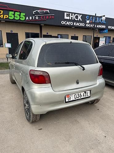 юпсум тайота: Toyota Yaris: 2002 г., 1.3 л, Ручные, Бензин, Хэтчбэк — 3