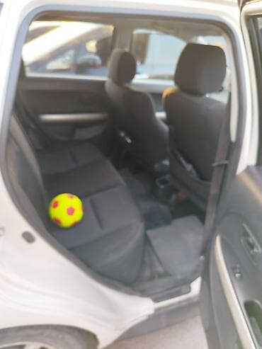 Продажа авто: Toyota Ist: 2003 г., 1.3 л, Автомат, Бензин, Хэтчбэк — 6