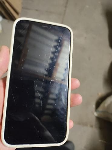 куплю iphone 8: IPhone 11, Б/у, 128 ГБ, Белый, Чехол, 100 % — 10