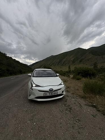 Продажа авто: Toyota Prius: 2016 г., Вариатор, Гибрид, Хэтчбэк — 1
