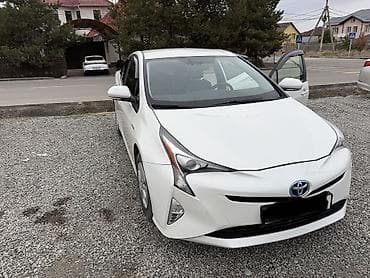 step 2: Toyota Prius: 2016 г., 1.8 л, Автомат, Гибрид, Хэтчбэк — 8