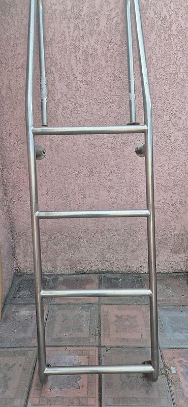 Лестницы для бассейнов: Нержавеющая лестница для бассейна - Материал: полированная — 2