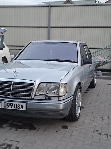 Mercedes-Benz W124: 1994 г., 3.2 л, Автомат, Газ, Седан