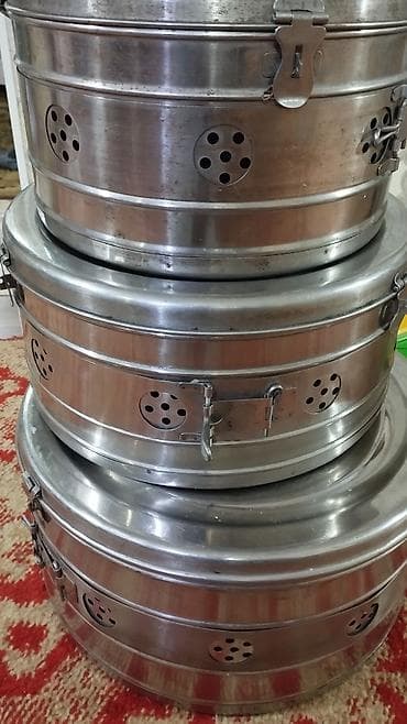 силиконовые банки: Алюминиевые биксы медицинские,набор из 3 штук разного диаметра). Можно — 4