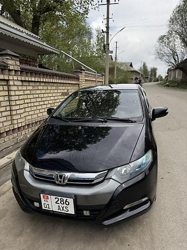 хонда инсайт гибрид: Honda Insight: 2012 г., 1.3 л, Вариатор, Гибрид, Хэтчбэк — 4