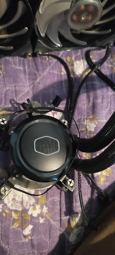 intel: СЖО cooler master (версия на 360 мм) - Форм‑фактор радиатора: 360 мм — 2