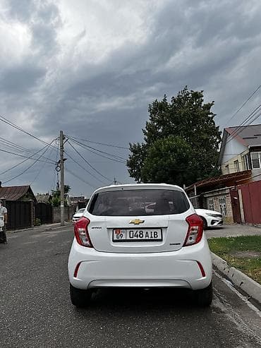 Продажа авто: Chevrolet Spark: 2019 г., Автомат, Бензин, Хэтчбэк — 4