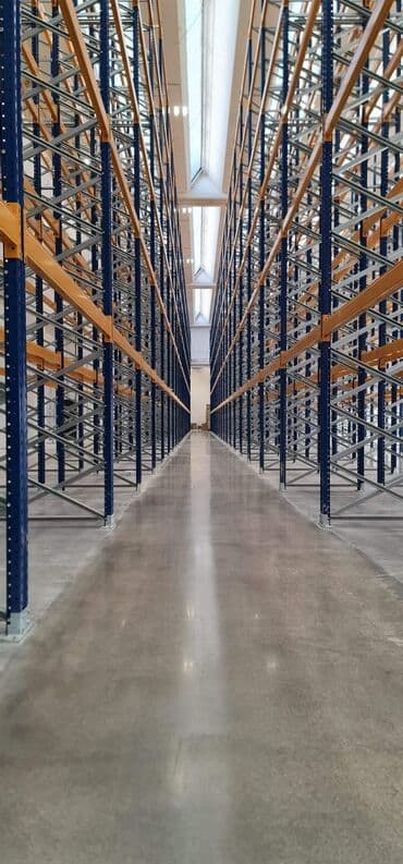 заливка пола: Стяжка Бесплатная консультация, Гарантия Больше 6 лет опыта — 5