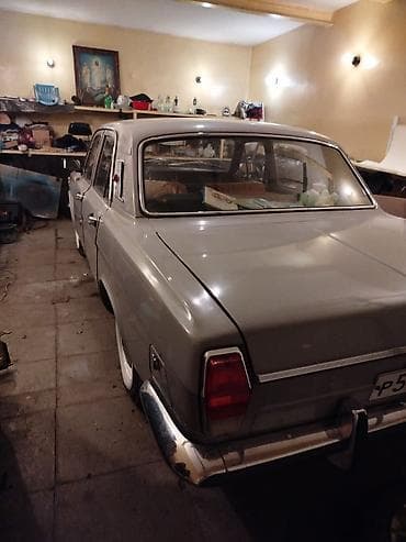 бампер волга: ГАЗ 24 Volga: 1981 г., 2.4 л, Механика, Бензин, Седан — 2