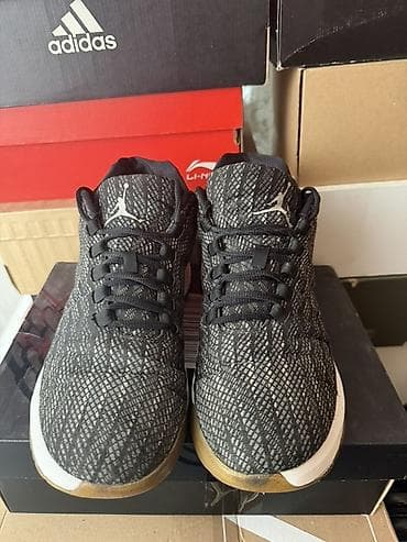 rf 3: Мужские кроссовки, 43, Jordan, Б/у, цвет - Черный — 3