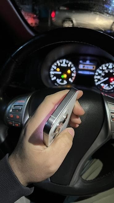 pixel 3a: IPhone 15 Pro, Б/у, 256 ГБ, Natural Titanium, Защитное стекло, Чехол, 86 % — 5