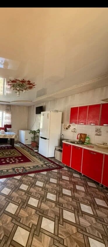 дом маявке: 75 м², 4 комнаты, Забор, огорожен — 3