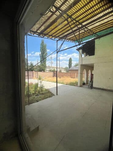 продаю дом панфиловка: Продается объект с большим земельным участком и хозяйственными — 33