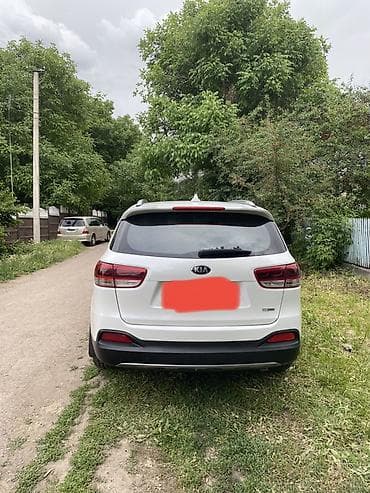 машина салон: Kia Sorento: 2016 г., 2 л, Автомат, Дизель, Кроссовер — 7