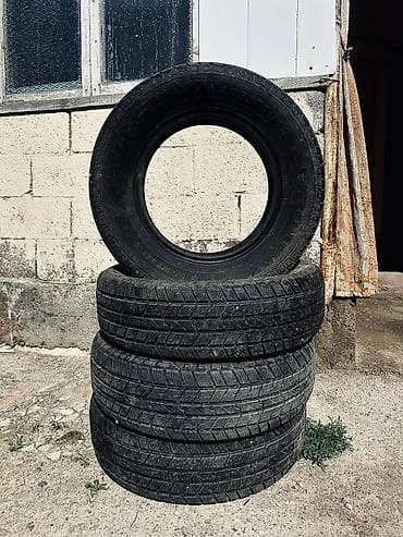 Продаю Комплект из 4 зимних шин 205/70 R15 Торг уместен Была
