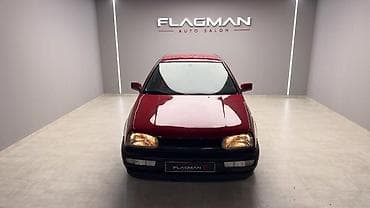 Volkswagen Golf: 1996 г., 1.6 л, Механика, Бензин, Хэтчбэк