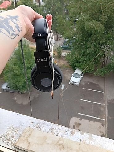 bluetooth jbl: Проводные накладные наушники, Beats by Dr. Dre, цвет - Черный — 1