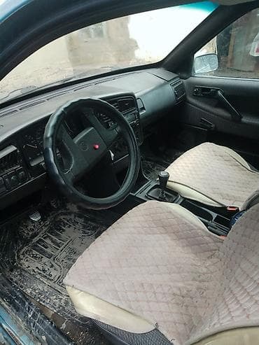 продаю связи с переездом: Volkswagen Passat: 1991 г., 1.8 л, Механика, Газ, Универсал — 4