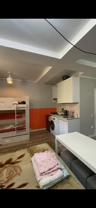 Бөлмөлөрдү ижарага берүү: 26 м², Эмереги менен — 4