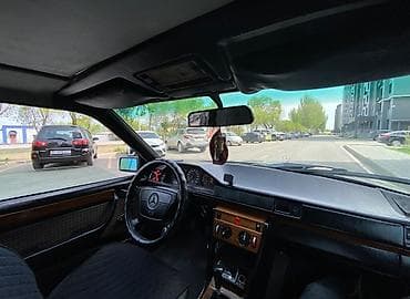 авто печ: Mercedes-Benz W124: 1990 г., 2 л, Механика, Бензин, Седан — 7