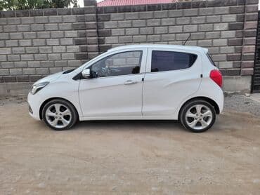 шины на сапок бу: Chevrolet Spark: 2016 г., 1 л, Вариатор, Бензин, Хэтчбэк — 2