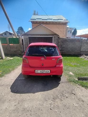 мини машина электро: Toyota Yaris: 2000 г., 1.3 л, Механика, Бензин, Хэтчбэк — 1
