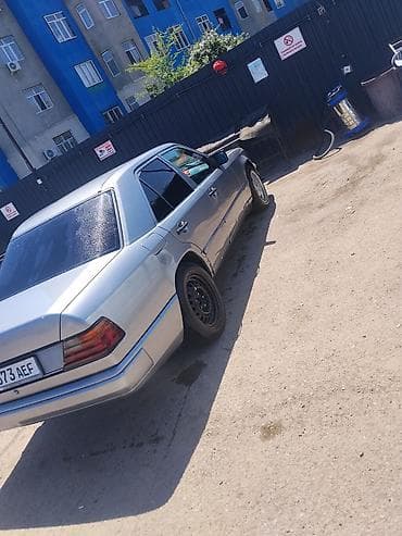 mers 212: Mercedes-Benz W124: 1987 г., 2.3 л, Автомат, Бензин, Седан — 1