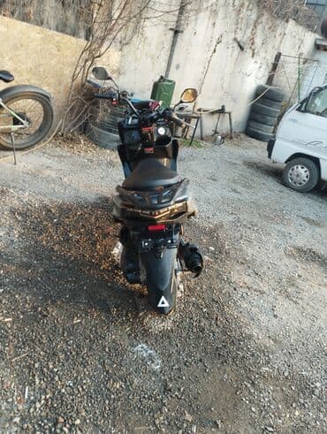 купить трактор мтз из европы: Макси-скутер 150 куб. см, Бензин, Б/у — 3