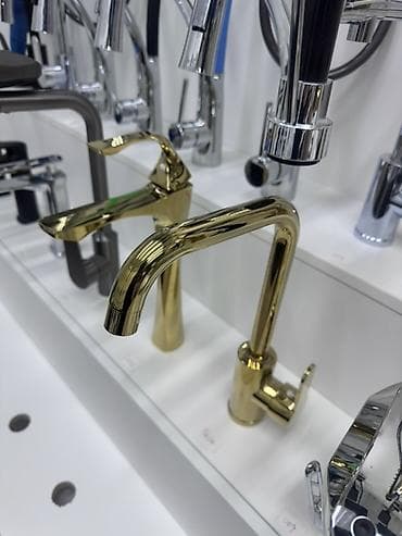 смеситель grohe: Смеситель для умывальника, настольный, однорычажный. Корпус и излив с — 1