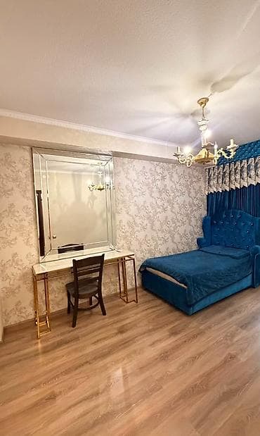 osh flat: 3 комнаты, Цум Агентство недвижимости, Без подселения, от 6 месяцев, С мебелью — 7