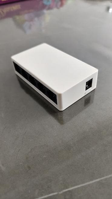 modem 4g: 5‑портовый switch - 5 портов RJ‑45 с автоопределением скорости — 2