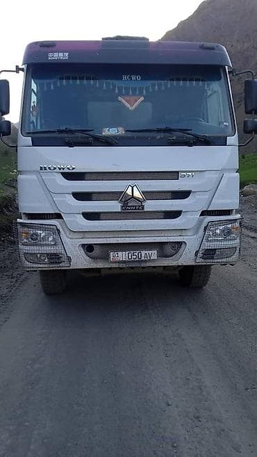 Самосвал HOWO (CNHTC), серия 371. - Конфигурация: классический at lalafo.kg Самосвал HOWO (CNHTC), серия 371. - Конфигурация: классический