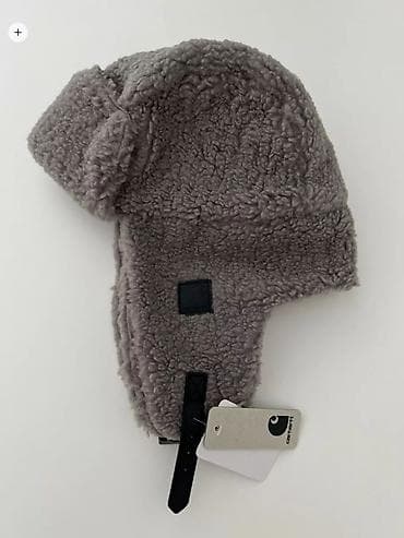 Плащи: Ушанки тэдди Carhartt в наличии в двух цветах: серые и черные. Очень — 5