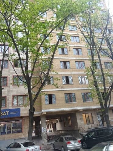 Бөлмөлөрдү ижарага берүү: Сдаю 1 ком квартиру. С мебелью, кондиционер, телевизор. На долгий — 4