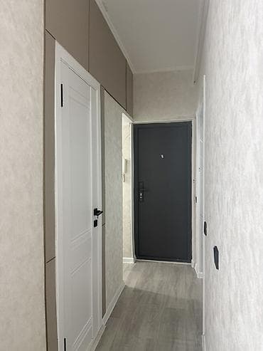 квартиры бишкека: 📢 Срочно продается 1-комнатная квартира! 🏠 105 серия 📐 Площадь: 35 м² — 4