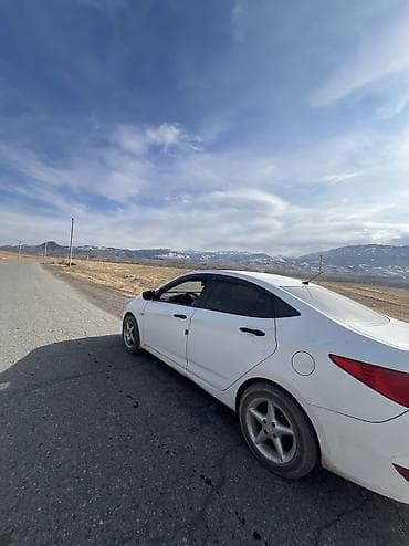 mazda mps: Hyundai Solaris: 2017 г., 1.6 л, Механика, Бензин, Седан — 6