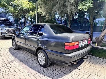мон блан: Volkswagen Vento: 1993 г., 1.8 л, Механика, Бензин, Седан — 3